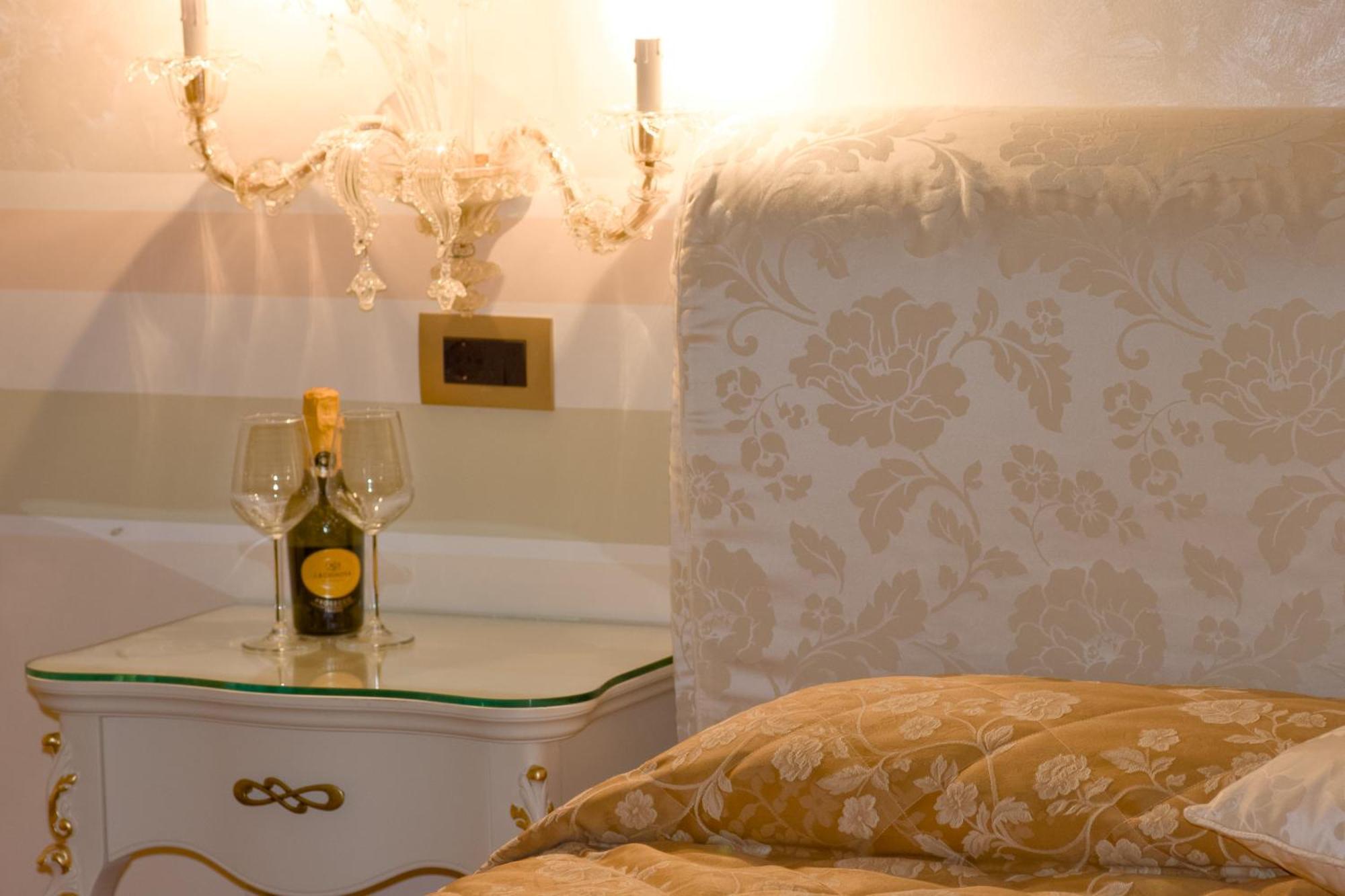 Hotel Villa Stucky Мольяно-Венето Номер фото