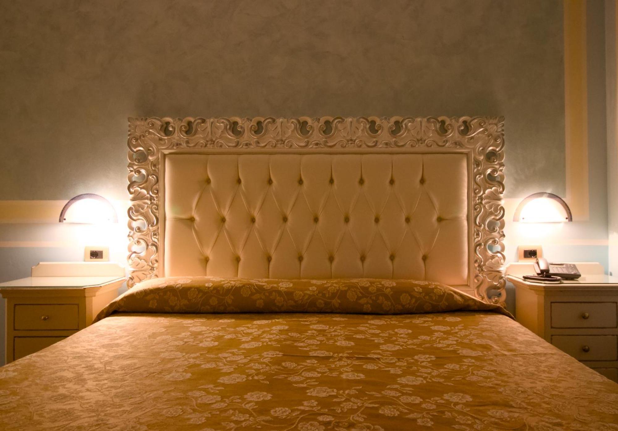 Hotel Villa Stucky Мольяно-Венето Номер фото
