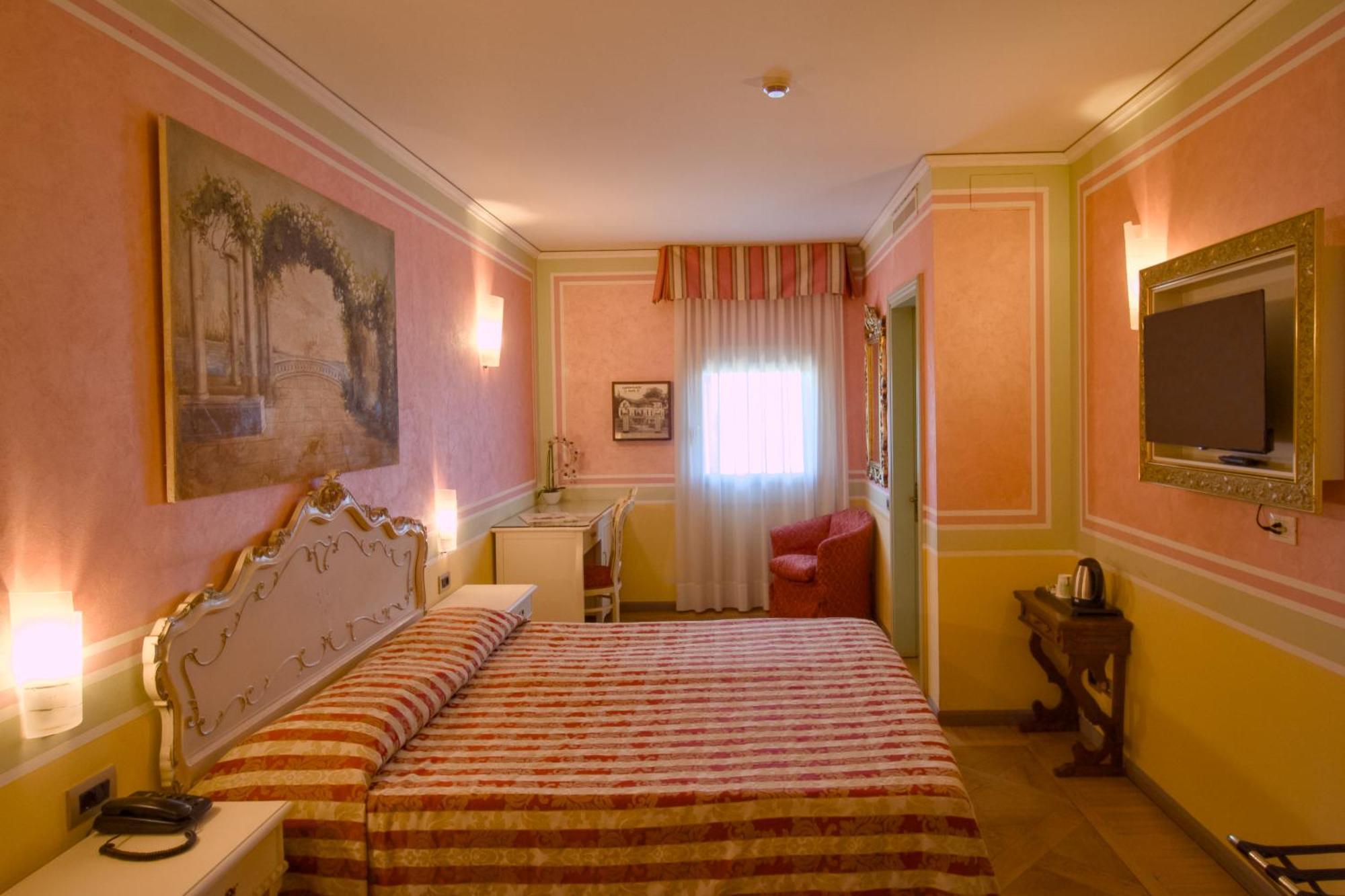 Hotel Villa Stucky Мольяно-Венето Номер фото