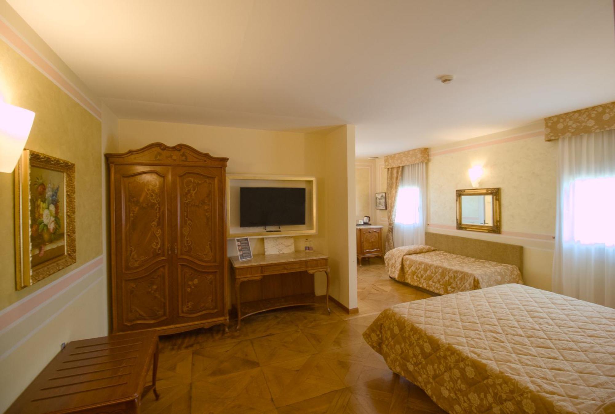 Hotel Villa Stucky Мольяно-Венето Номер фото
